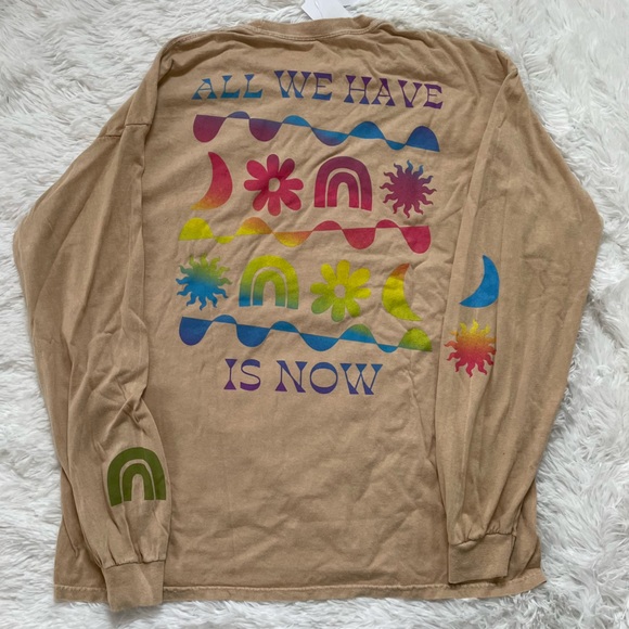 NWT Desert Dreamer “All We Have Is Now”Long Sleeve Tee - Picture 3 of 7